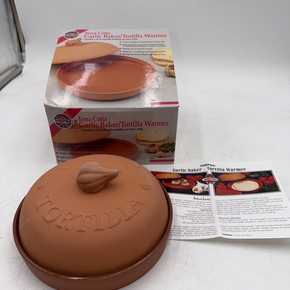 Vintage Norpro Terra Cotta Garlic/Tortilla  Baker  Oven Safe New Old Stock